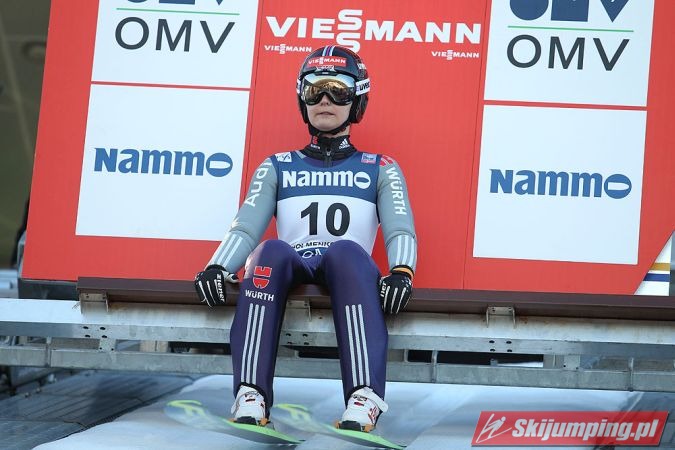 079 Ulrike Graessler